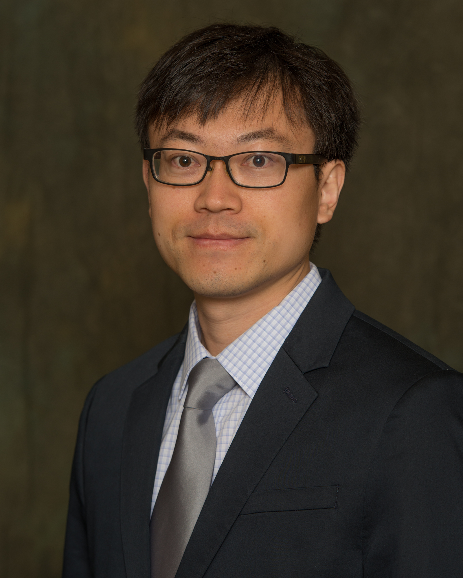 Professor Peng Zhang headshot